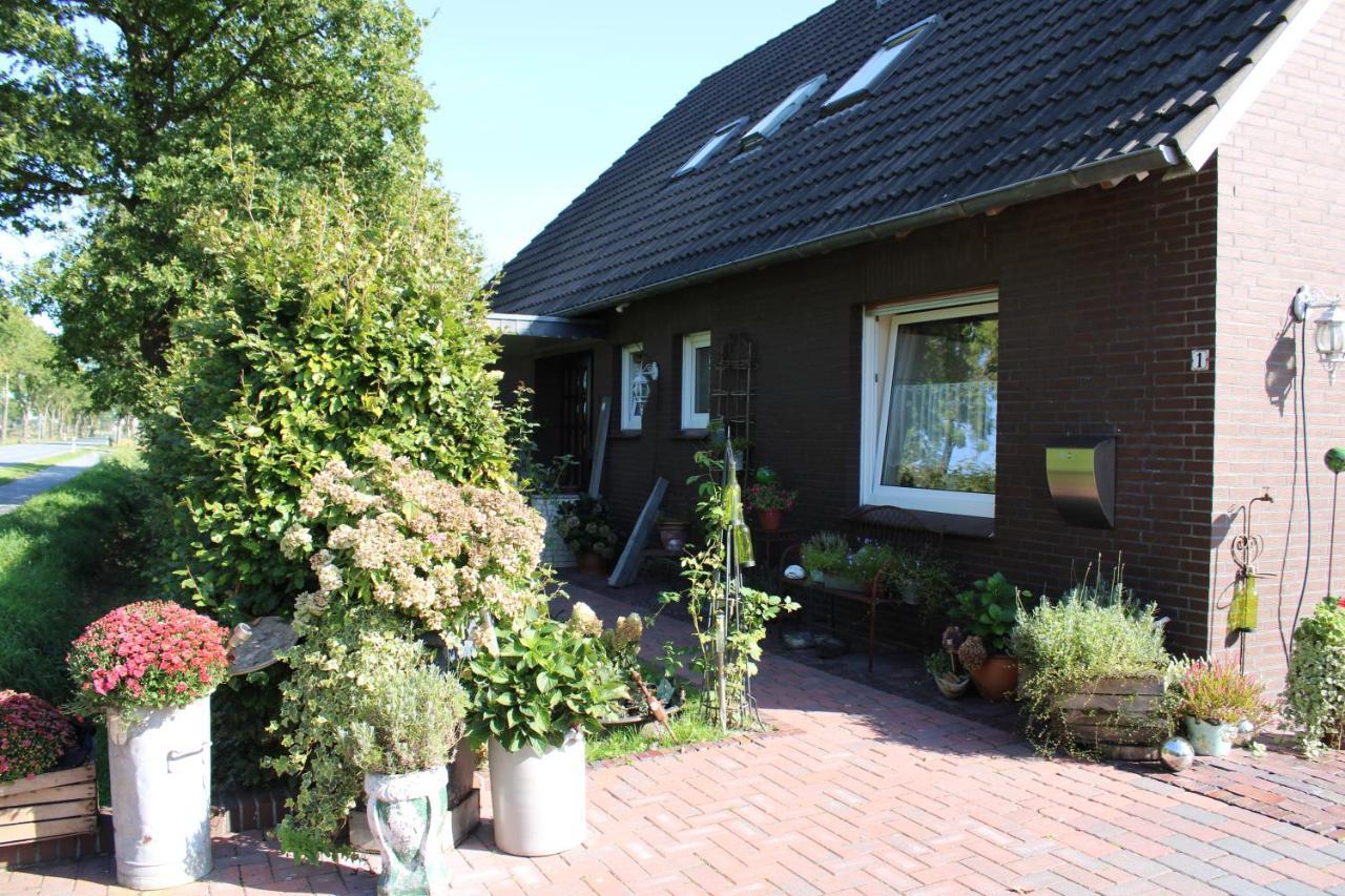 Haus Toquard Apartment Wittmund Exterior foto